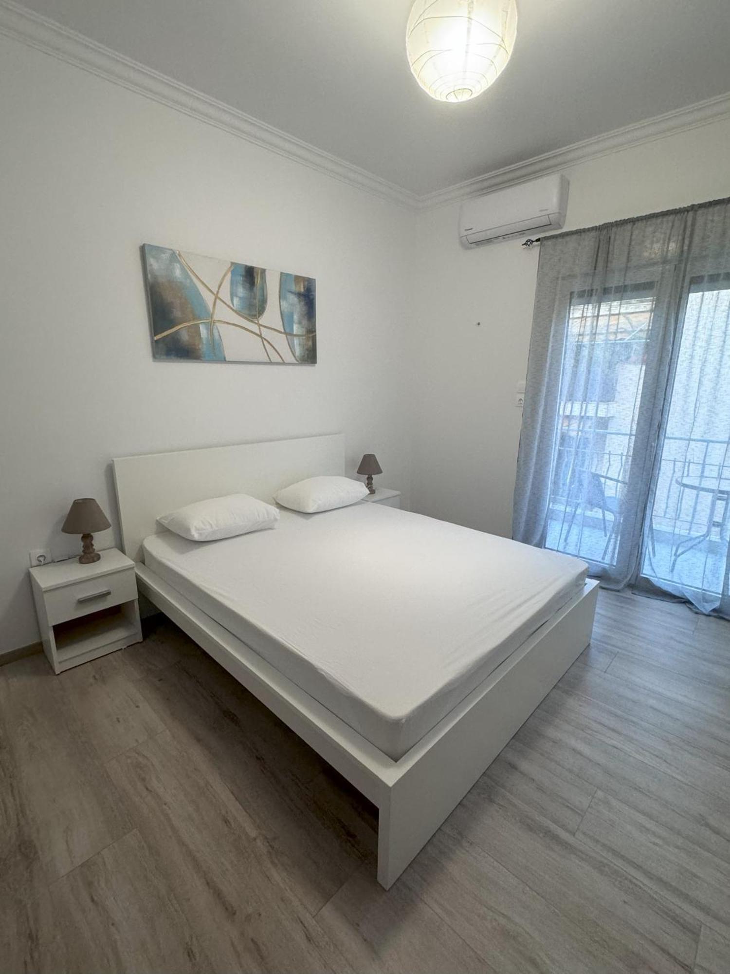 Ntinos Apartment Center Exarcheia Athens Exterior photo